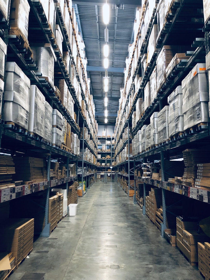 Centro de distribución y bodegas